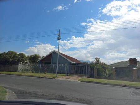 3 Bedroom House in Strand Central