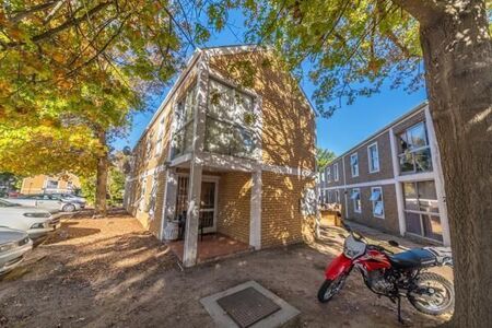 1 Bedroom Apartment in La Colline