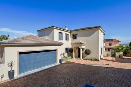 3 Bedroom House in Bizweni