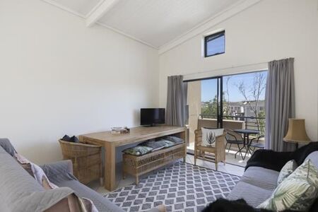 2 Bedroom Apartment in Somerset Links