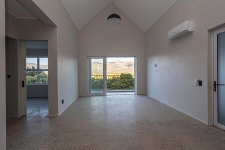 2 Bedroom Apartment in Vrykyk