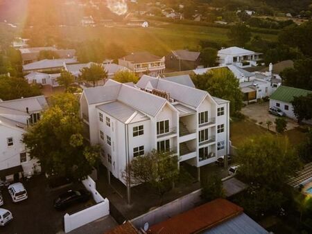 2 Bedroom Apartment in Vrykyk