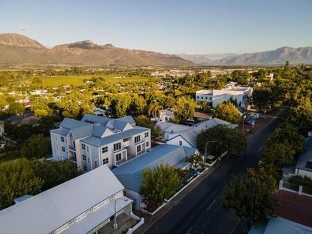 2 Bedroom Apartment in Vrykyk