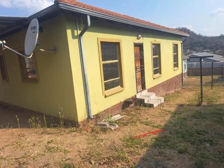 3 Bedroom House in Karino