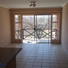 3 Bedroom Flat in Lydenburg