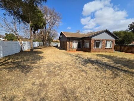 2 Bedroom House in Lydenburg