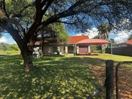 3 Bedroom House in Lephalale (Ellisras)