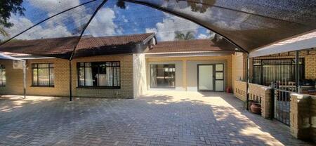 2 Bedroom Apartment in Onverwacht