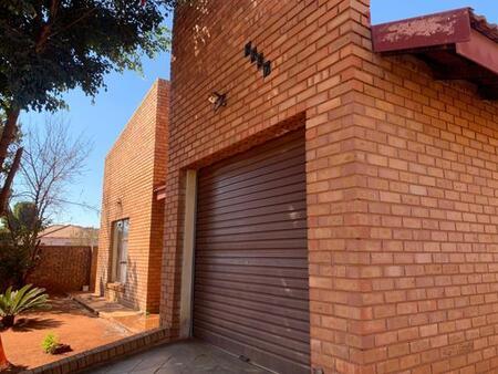 4 Bedroom House in Mahwelereng