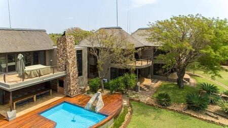6 Bedroom House in Zebula Golf Estate