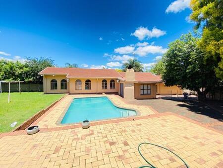 3 Bedroom House in Aviary Hill