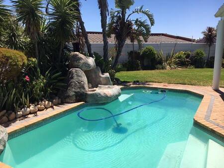 3 Bedroom House in Blouberg Sands