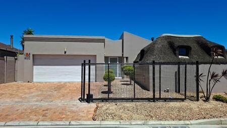 3 Bedroom House in Parklands