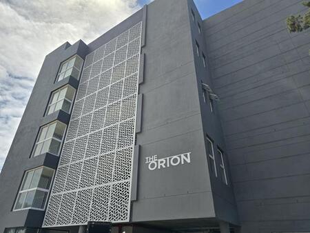 1 Bedroom Apartment in Table View