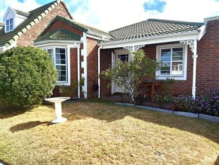 2 Bedroom House in Pinelands