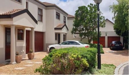 3 Bedroom Townhouse in Tokai