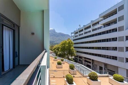2 Bedroom Apartment in Claremont Upper