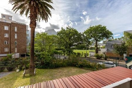 2 Bedroom Apartment in Rondebosch