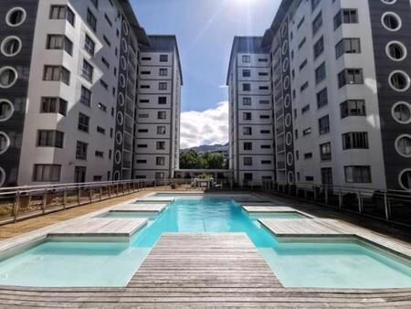 2 Bedroom Apartment in Claremont