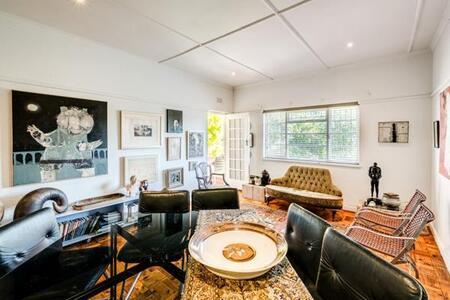 2 Bedroom Apartment in Rondebosch