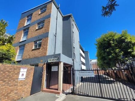 2 Bedroom Apartment in Claremont