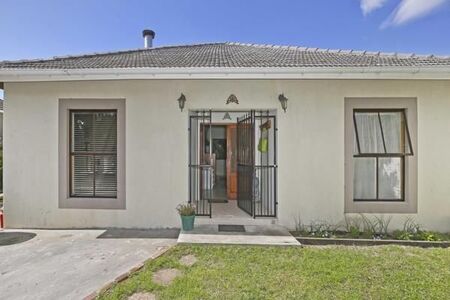 4 Bedroom House in Plumstead