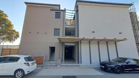 2 Bedroom Apartment in Kenilworth