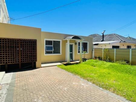 2 Bedroom House in Lansdowne