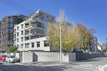 2 Bedroom Apartment in Claremont