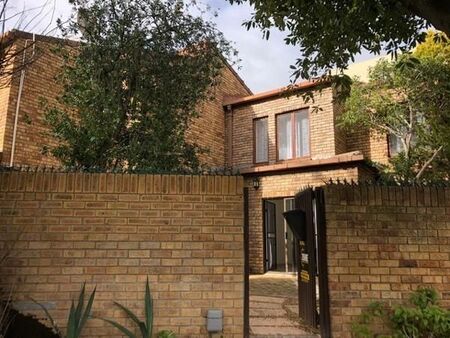 3 Bedroom Townhouse in Plumstead