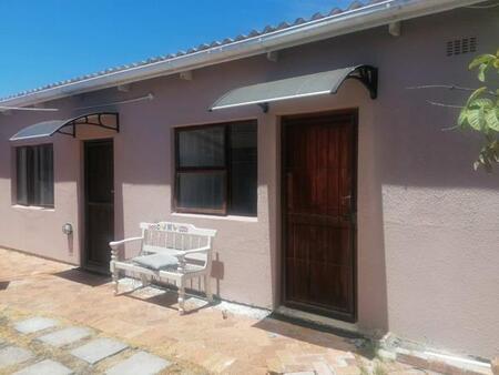 1 Bedroom Apartment in Fish Hoek