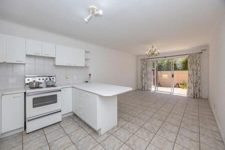 1 Bedroom Apartment in Rondebosch