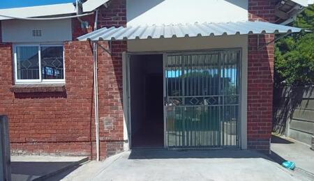 3 Bedroom Apartment in Avondale