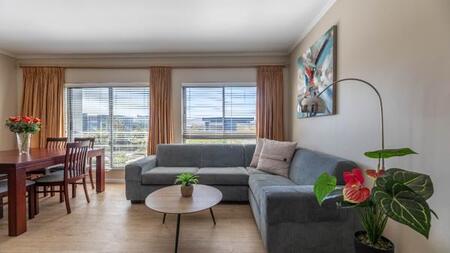 1 Bedroom Apartment in Century City