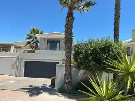 3 Bedroom House in Sunset Links