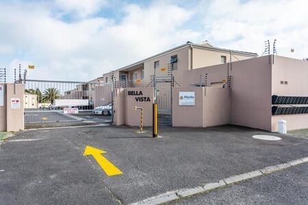 1 Bedroom Apartment in Bothasig