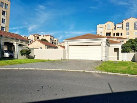 2 Bedroom House in Century City