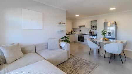2 Bedroom Apartment in Burgundy Estate