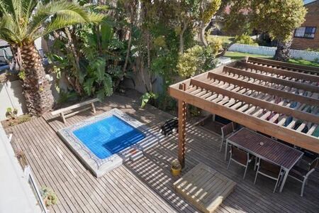 4 Bedroom House in Melkbosstrand