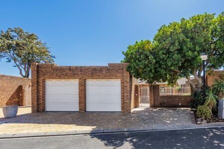 3 Bedroom Townhouse in Durbanville Central