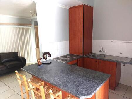 1 Bedroom Flat in Durbanville Central