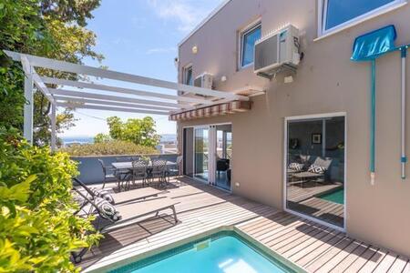 3 Bedroom Townhouse in De Waterkant