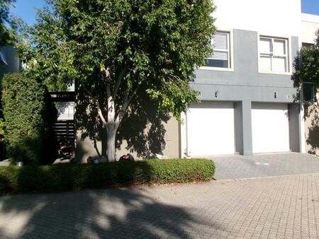 3 Bedroom Townhouse in Observatory