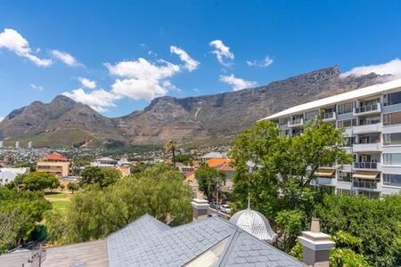 2 Bedroom Apartment in Tamboerskloof