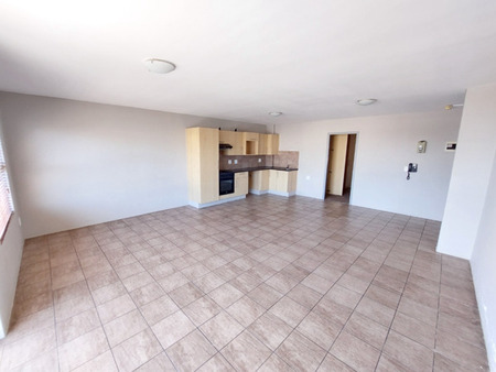 1 Bedroom Apartment in Zonnebloem