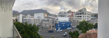 Studio apartment in Cape Town City Centre