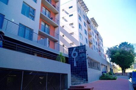 Studio apartment in Cape Town City Centre