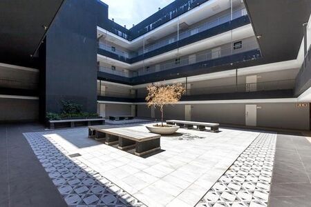 1 Bedroom Apartment in Observatory