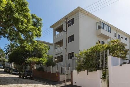 2 Bedroom Apartment in Tamboerskloof