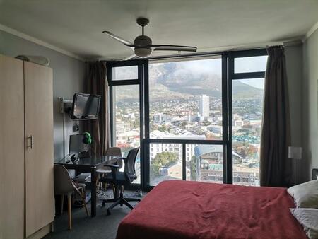 Studio apartment in Cape Town City Centre